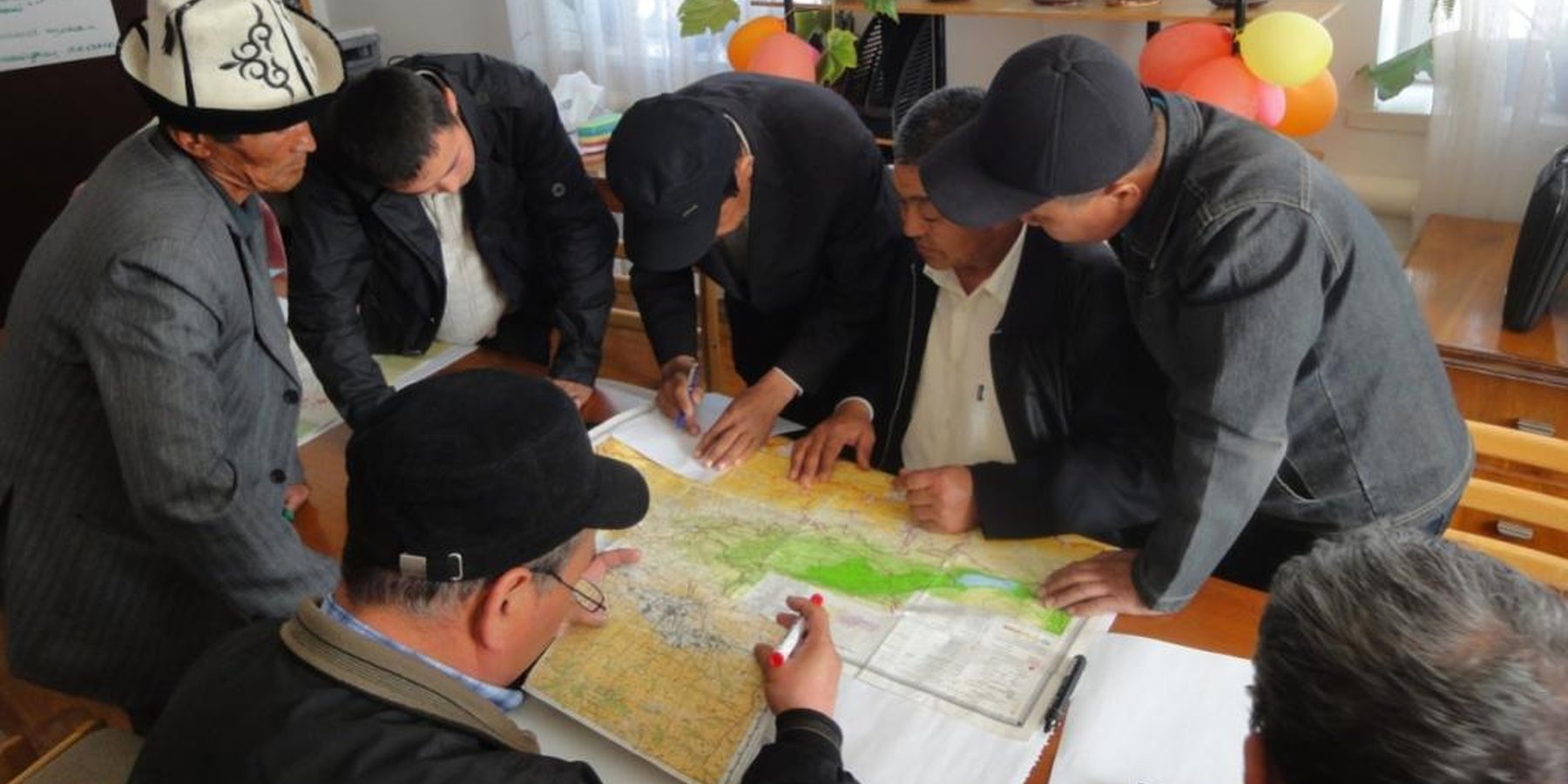 Identification of a possible hunting area and types of game resources during the meeting of local hunters