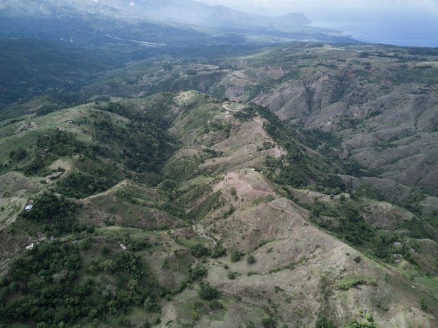 Agro-silvo-pastoralisme on north facing slopes