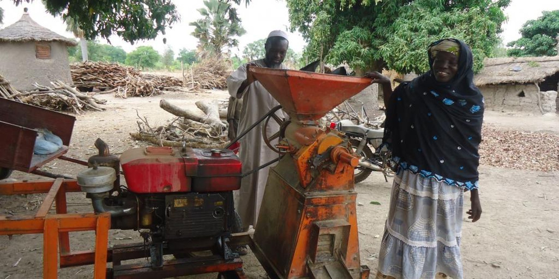 Rice huller in Brigan village (Sikasso)